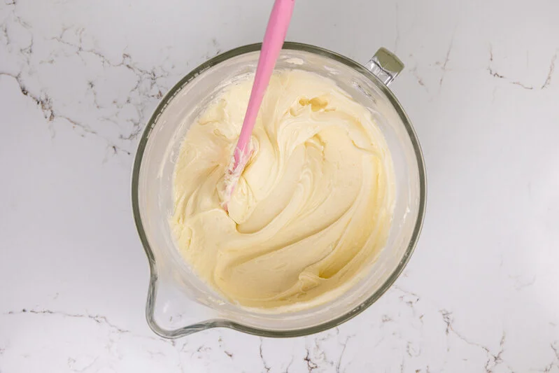 De ce se taie crema de unt și cum o repari
