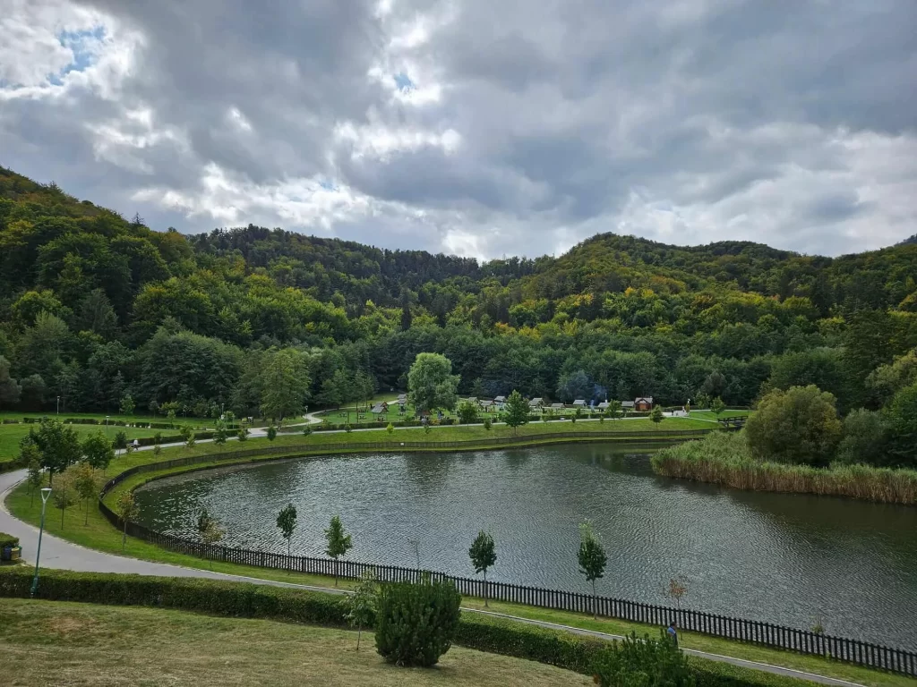 Locuri de vizitat lângă Brașov într-un weekend de toamnă Locuri de vizitat lângă Brașov într-un weekend de toamnă