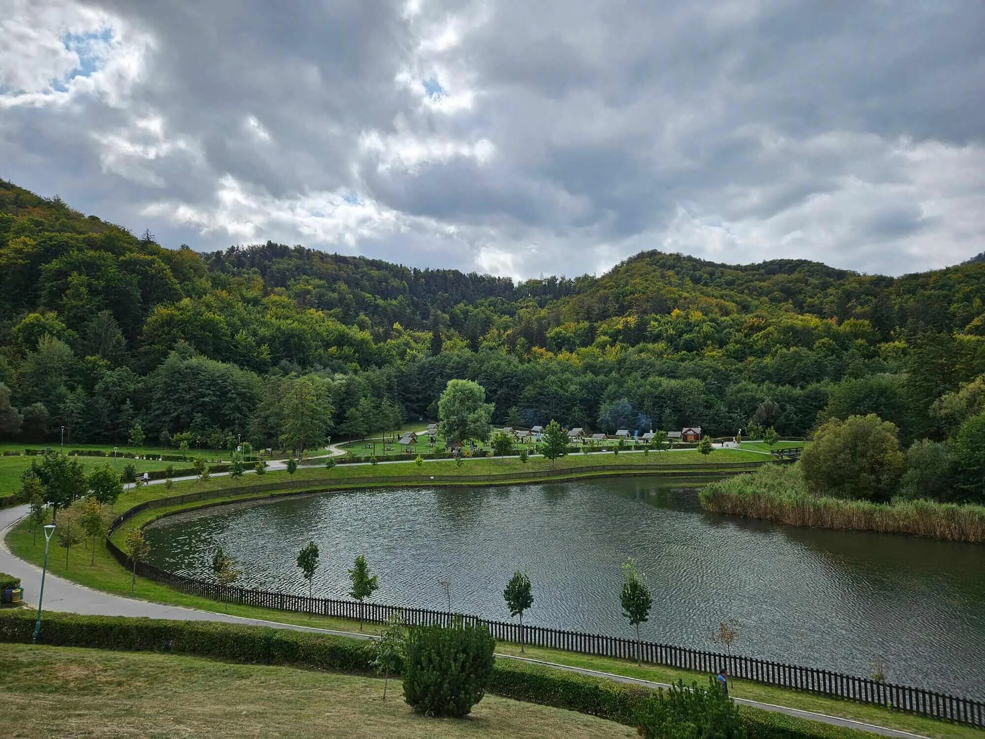 Locuri de vizitat lângă Brașov într-un weekend de toamnă